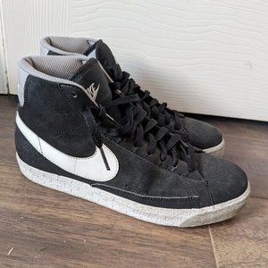 Nike Blazer Mids Tennis shoes